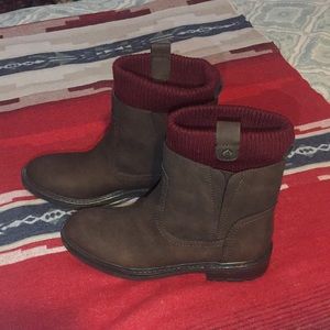 TOMMY HILFIGER KNIT TOP BOOTS NWOT